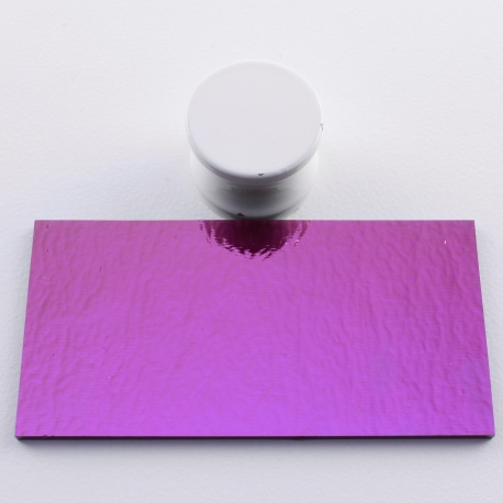 Dicroico Bullseye Purpura sobre negro 3mm 10x5cmtrs.